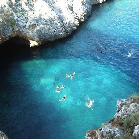 Villa Nel Salento - Ampie Camere E Giardino, Fino A 9 Persone Barbarano del Capo المظهر الخارجي الصورة