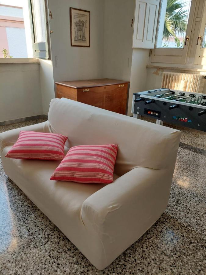 Villa Nel Salento - Ampie Camere E Giardino, Fino A 9 Persone Barbarano del Capo المظهر الخارجي الصورة