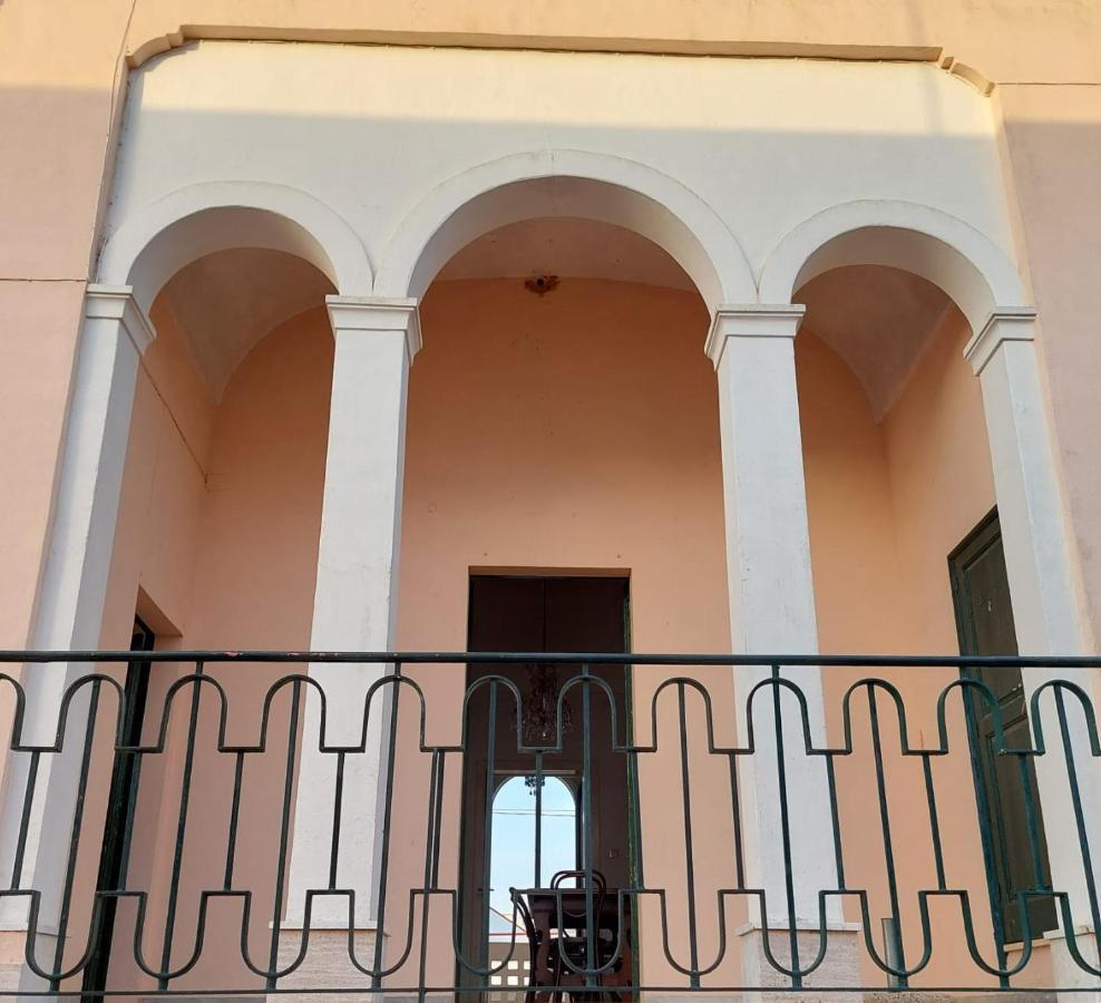 Villa Nel Salento - Ampie Camere E Giardino, Fino A 9 Persone Barbarano del Capo المظهر الخارجي الصورة