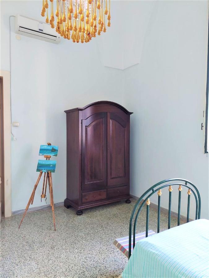 Villa Nel Salento - Ampie Camere E Giardino, Fino A 9 Persone Barbarano del Capo المظهر الخارجي الصورة