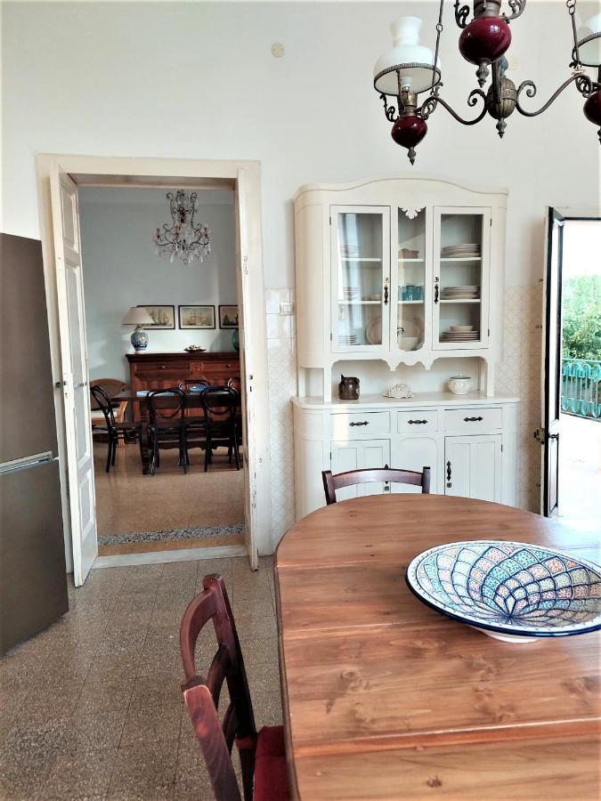 Villa Nel Salento - Ampie Camere E Giardino, Fino A 9 Persone Barbarano del Capo المظهر الخارجي الصورة